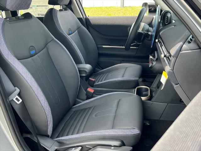 new 2025 MINI Hardtop car, priced at $37,110