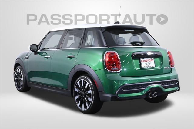 used 2023 MINI Hardtop car, priced at $28,500