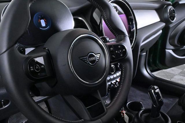 used 2023 MINI Hardtop car, priced at $28,500