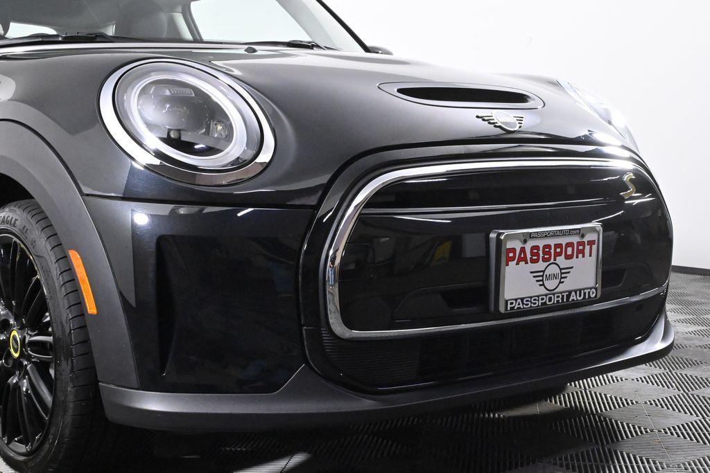 used 2024 MINI Hardtop car, priced at $25,500