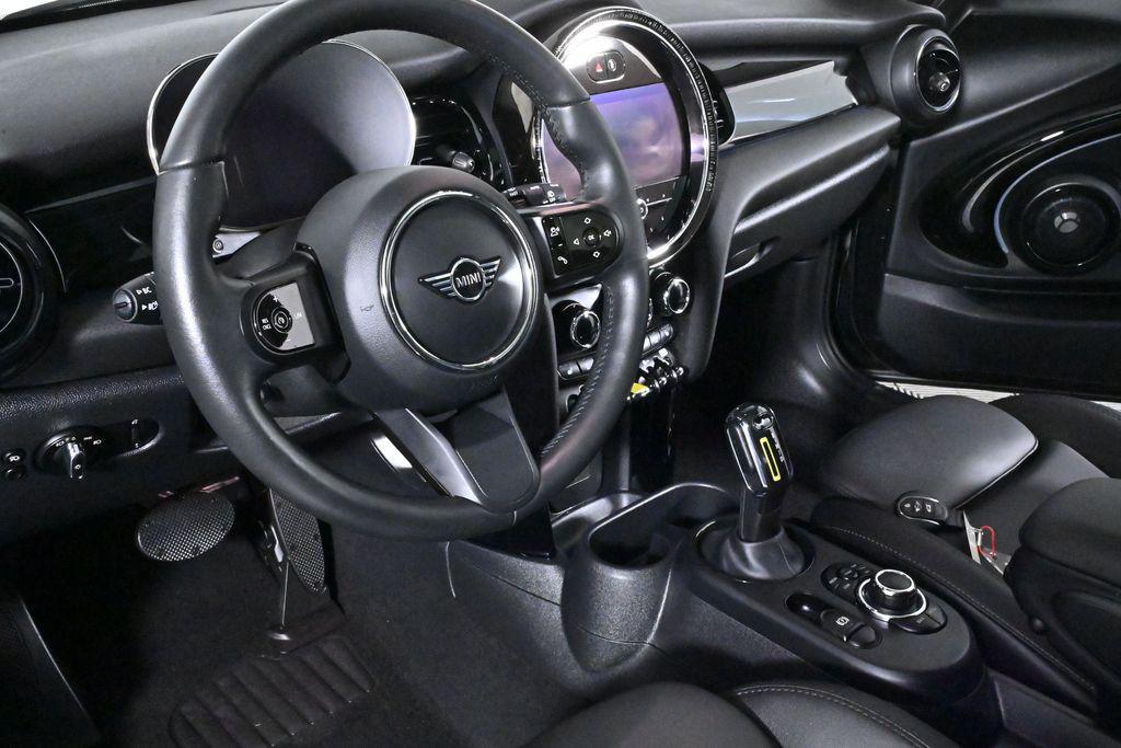 used 2024 MINI Hardtop car, priced at $25,500