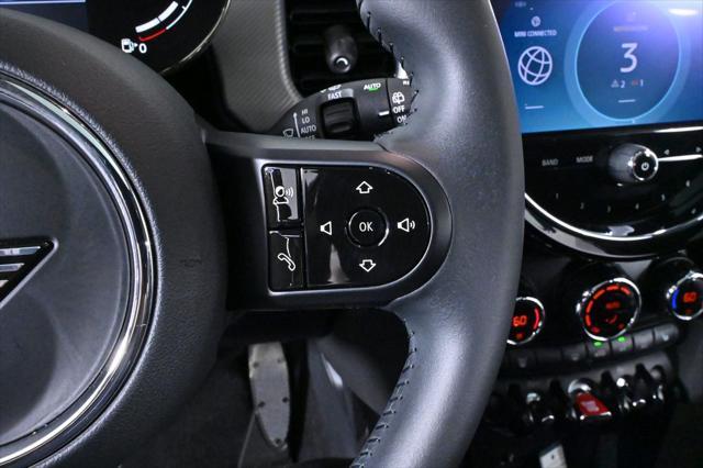 used 2022 MINI Hardtop car, priced at $24,000