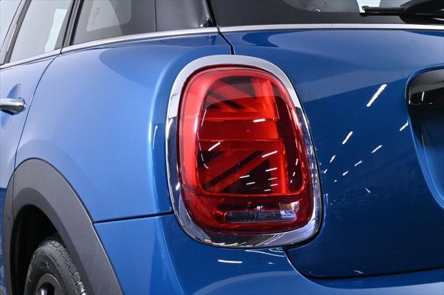 used 2022 MINI Hardtop car, priced at $24,000
