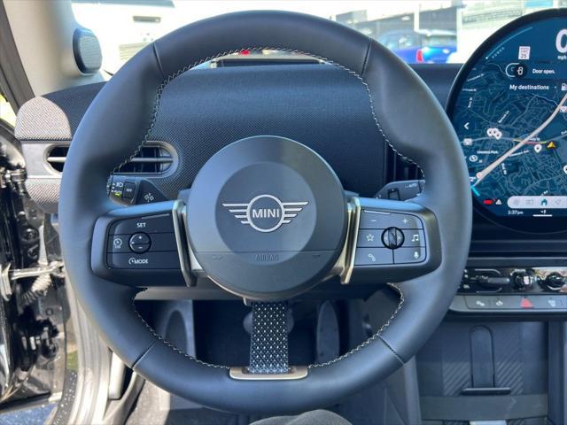 new 2025 MINI Hardtop car, priced at $34,275