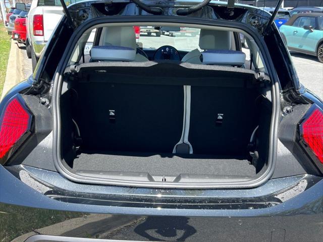 new 2025 MINI Hardtop car, priced at $34,275
