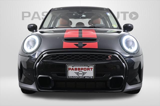 used 2022 MINI Hardtop car, priced at $25,700