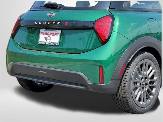 new 2025 MINI Hardtop car, priced at $36,205