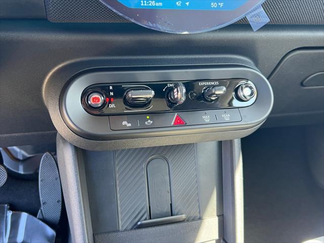 new 2025 MINI Hardtop car, priced at $32,860