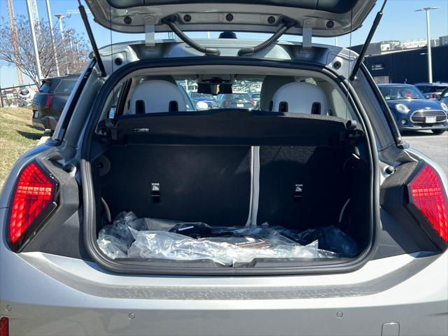 new 2025 MINI Hardtop car, priced at $32,860