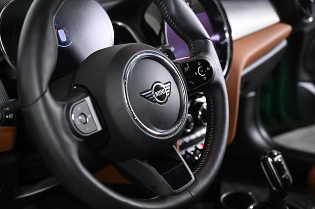 used 2022 MINI Hardtop car, priced at $27,800