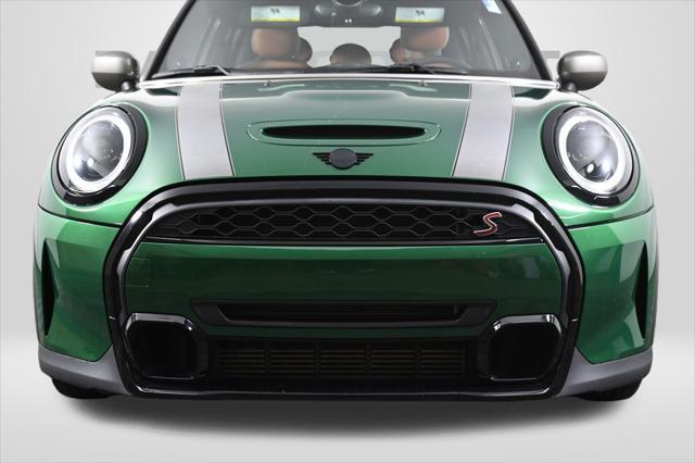 used 2022 MINI Hardtop car, priced at $27,800