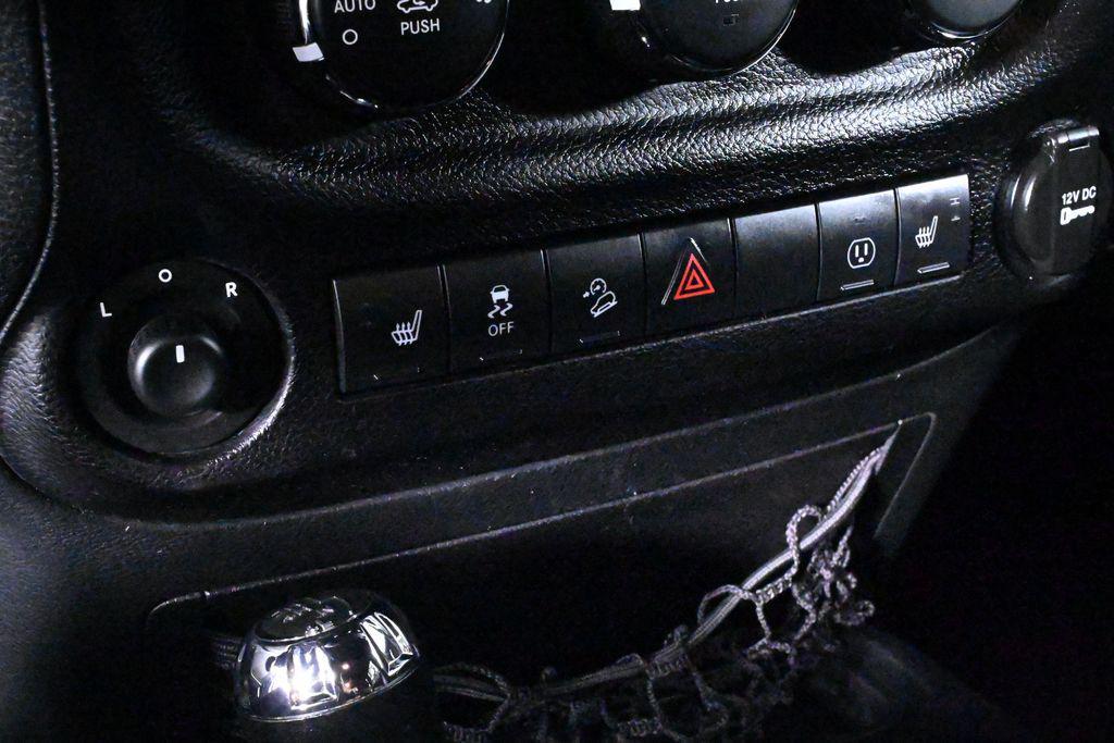 used 2013 Jeep Wrangler Unlimited car, priced at $15,000