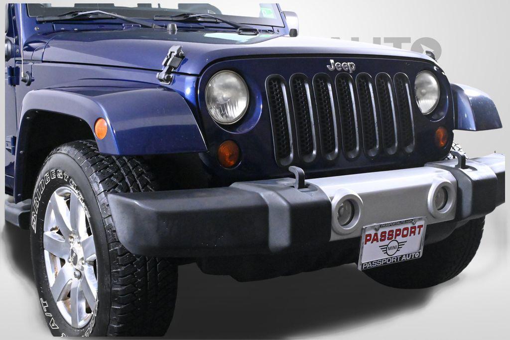 used 2013 Jeep Wrangler Unlimited car, priced at $15,000