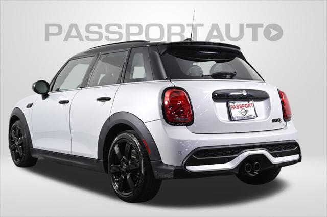 used 2022 MINI Hardtop car, priced at $27,000