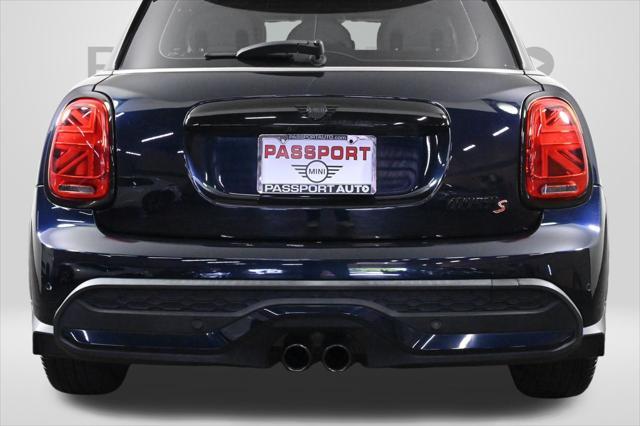 used 2023 MINI Hardtop car, priced at $28,500