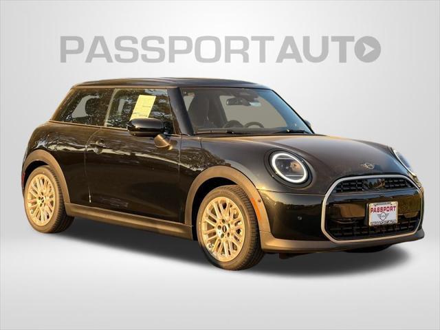 new 2025 MINI Hardtop car, priced at $35,095