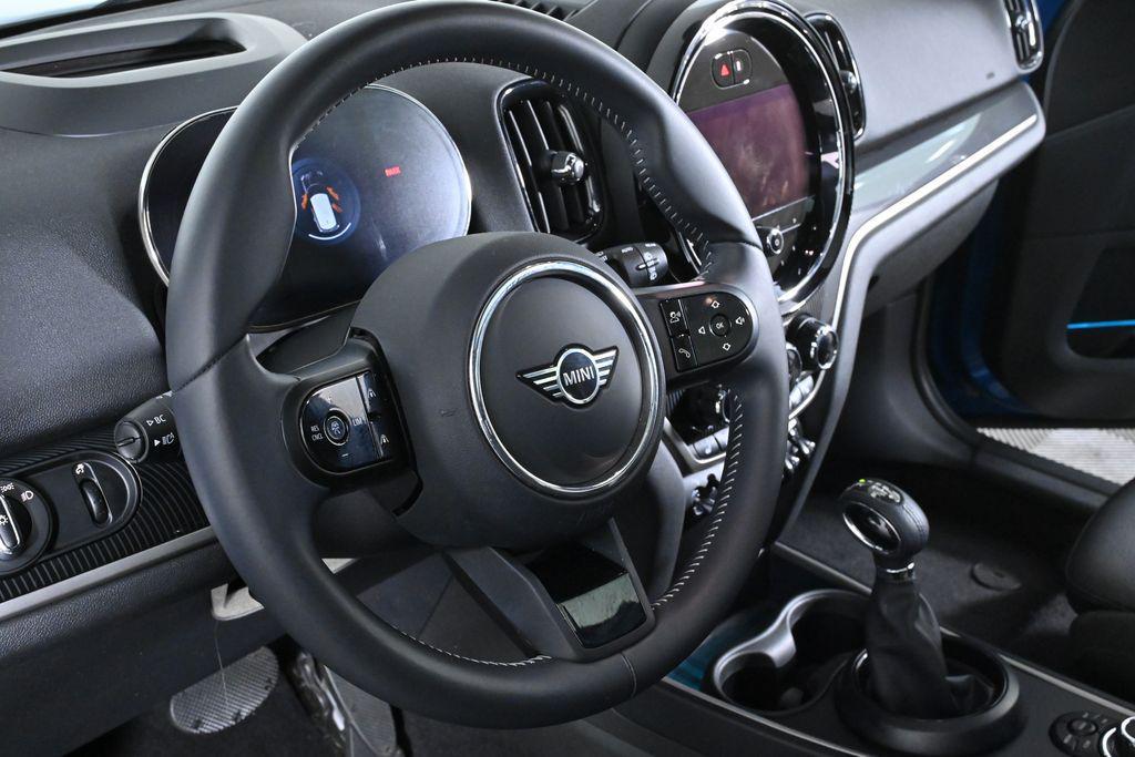 used 2023 MINI SE Countryman car, priced at $35,000