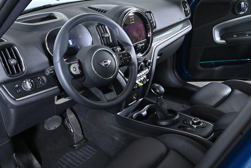 used 2023 MINI SE Countryman car, priced at $35,000