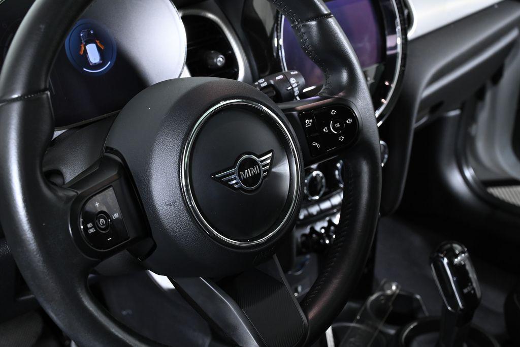 used 2023 MINI Hardtop car, priced at $22,000
