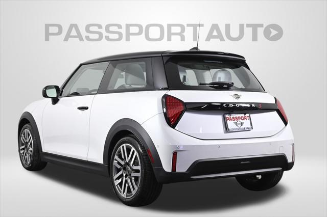 used 2025 MINI Hardtop car, priced at $34,000