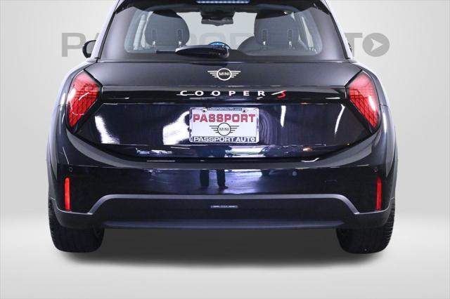 used 2025 MINI Hardtop car