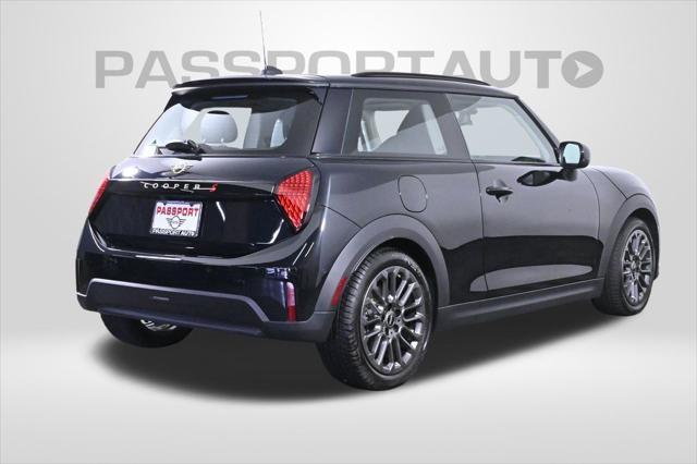 used 2025 MINI Hardtop car