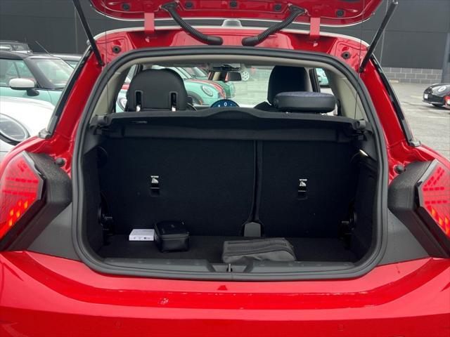 new 2025 MINI Hardtop car, priced at $32,430