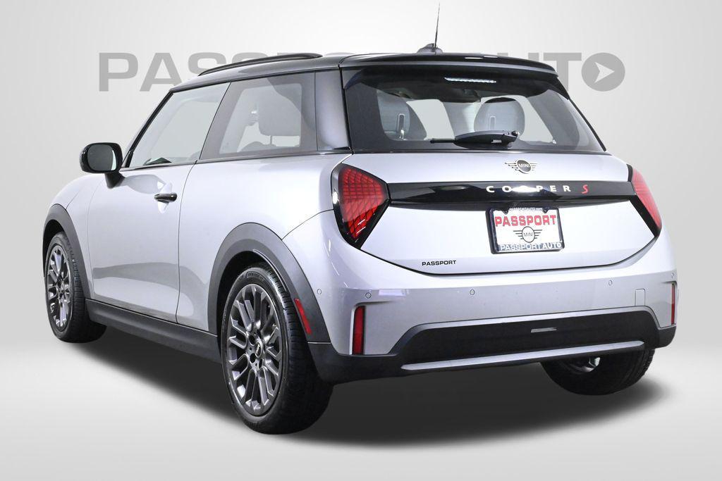 used 2025 MINI Hardtop car, priced at $30,500