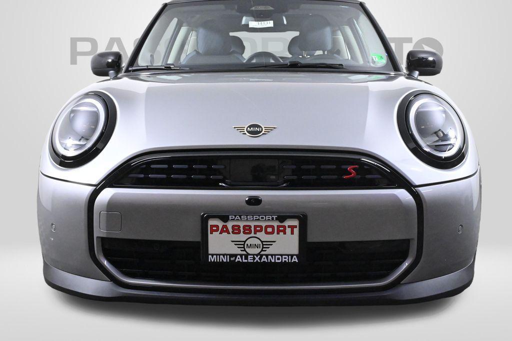 used 2025 MINI Hardtop car, priced at $30,500