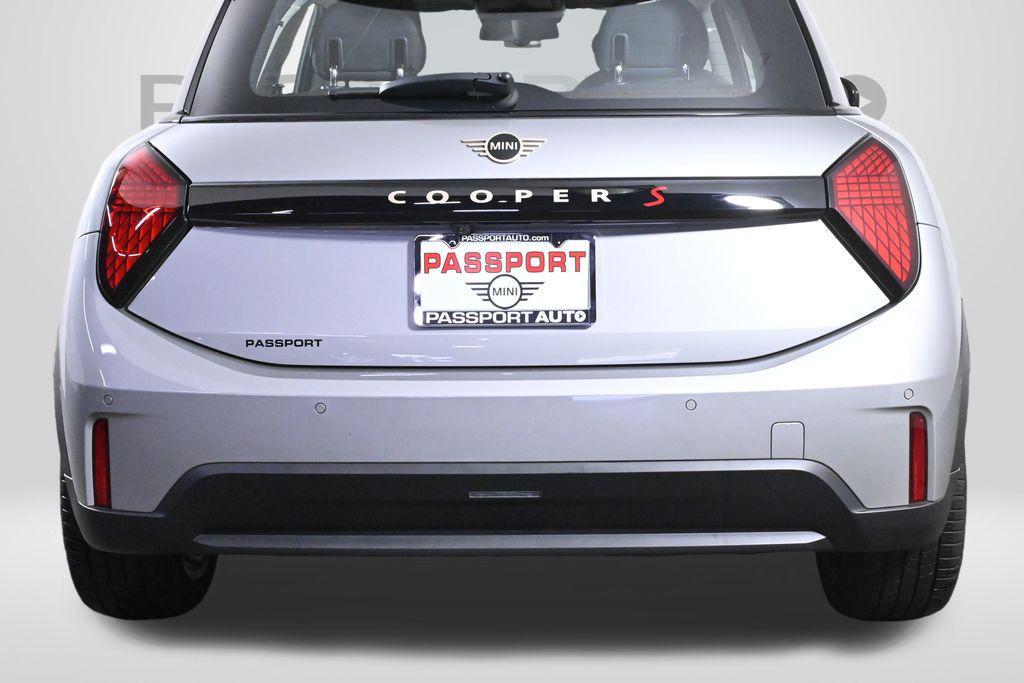 used 2025 MINI Hardtop car, priced at $30,500