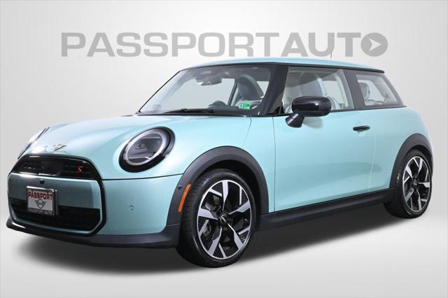 used 2025 MINI Hardtop car