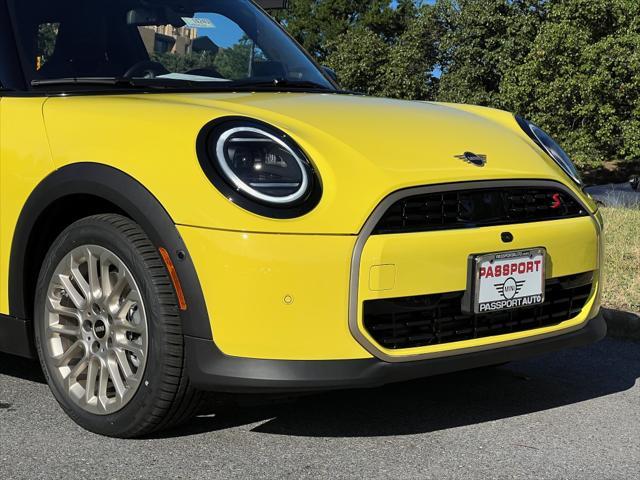 new 2025 MINI Hardtop car, priced at $38,295