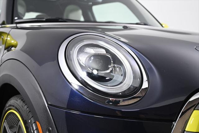used 2021 MINI Hardtop car, priced at $19,000