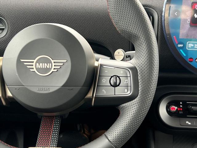 new 2025 MINI Hardtop car, priced at $41,260