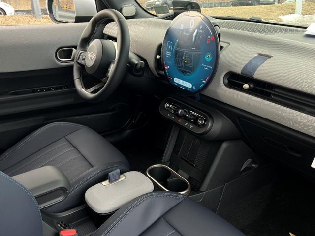 new 2025 MINI Hardtop car, priced at $36,560