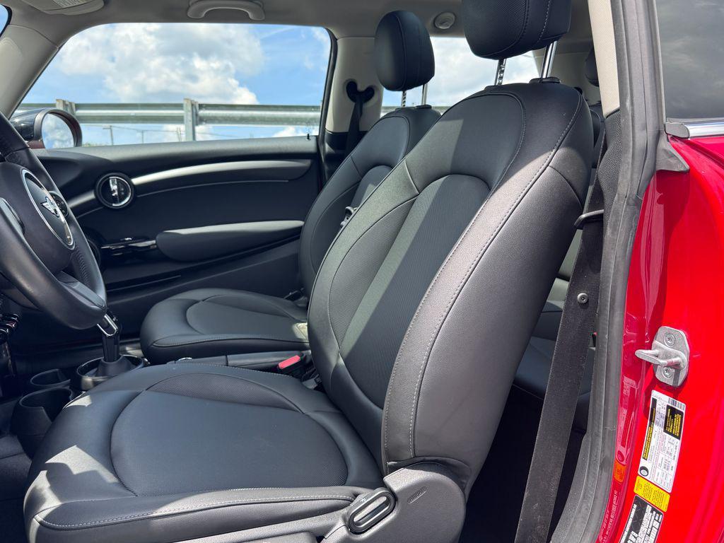 used 2023 MINI Hardtop car, priced at $23,000