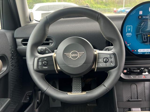 new 2025 MINI Hardtop car, priced at $34,710