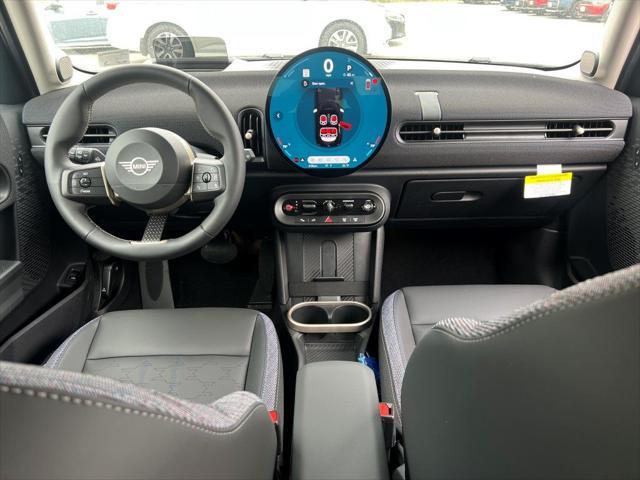 new 2025 MINI Hardtop car, priced at $34,710