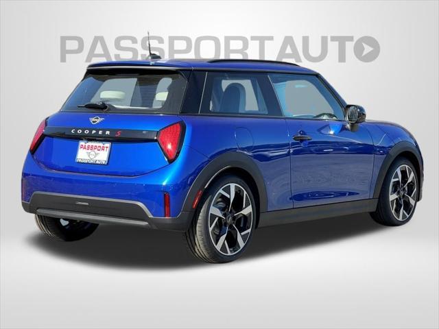 new 2025 MINI Hardtop car, priced at $38,690