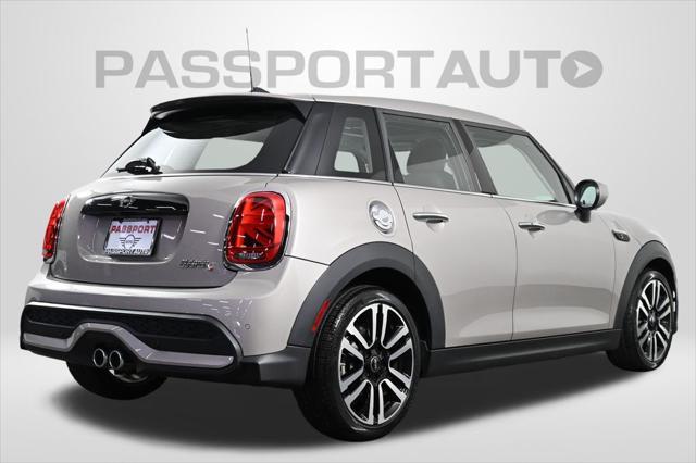 used 2022 MINI Hardtop car, priced at $28,000