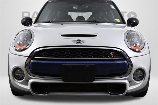 used 2016 MINI Hardtop car, priced at $14,000