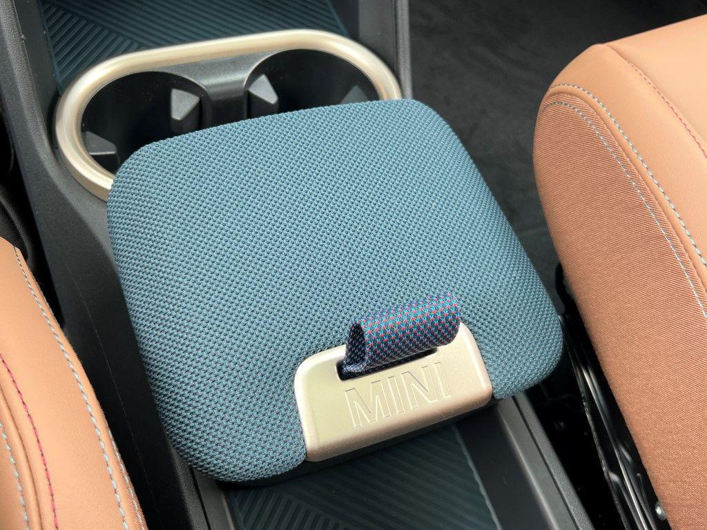 new 2025 MINI Countryman car, priced at $43,640