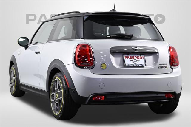 used 2021 MINI Hardtop car, priced at $21,000