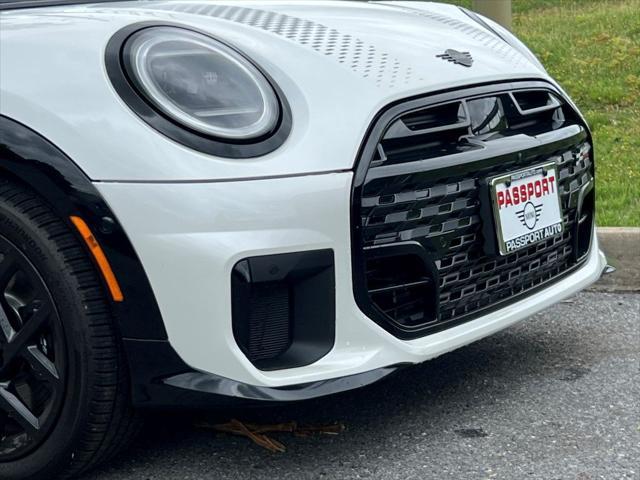 new 2025 MINI Hardtop car, priced at $41,010