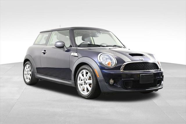 used 2013 MINI Hardtop car, priced at $12,500