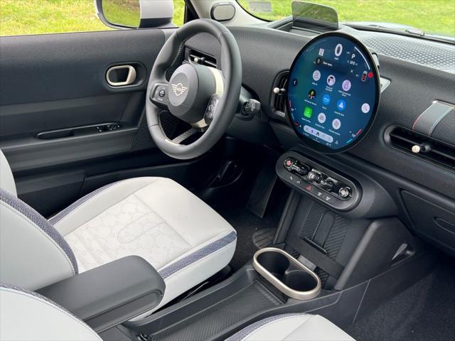 new 2025 MINI Hardtop car, priced at $37,295