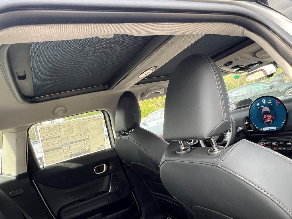 new 2025 MINI Hardtop car, priced at $38,810