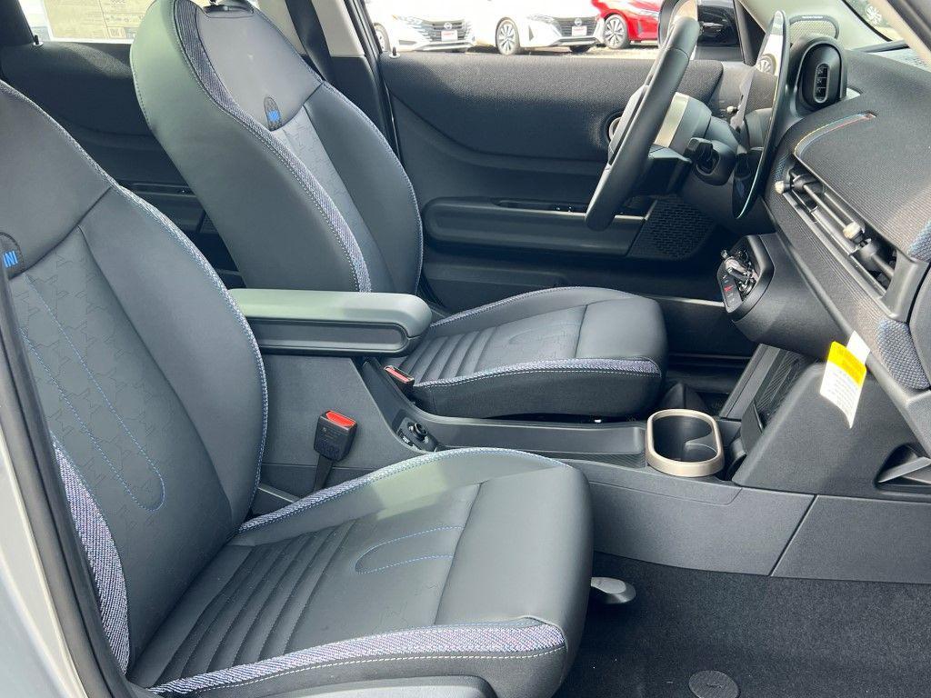 new 2025 MINI Hardtop car, priced at $38,810