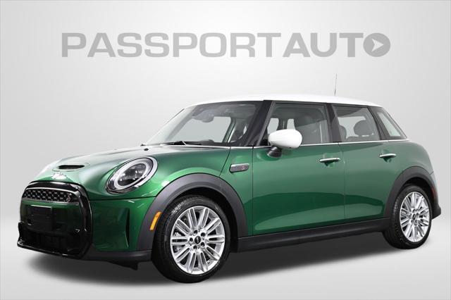 used 2024 MINI Hardtop car, priced at $31,000