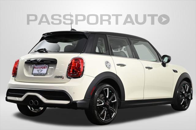 used 2023 MINI Hardtop car, priced at $27,500